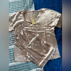 Luxurious Satin Like Pajama Set in Cream